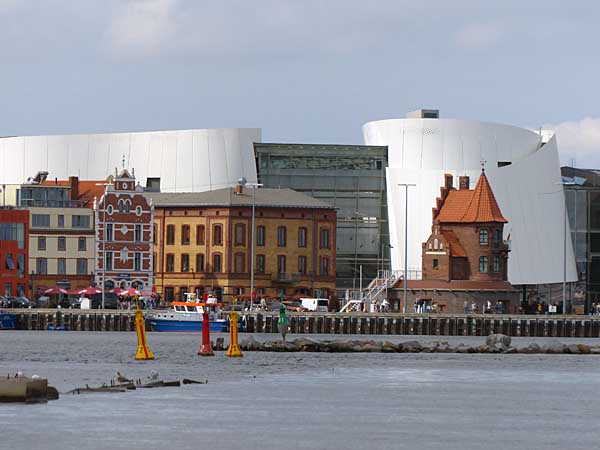 Stralsund - Ozeaneum am Hafen